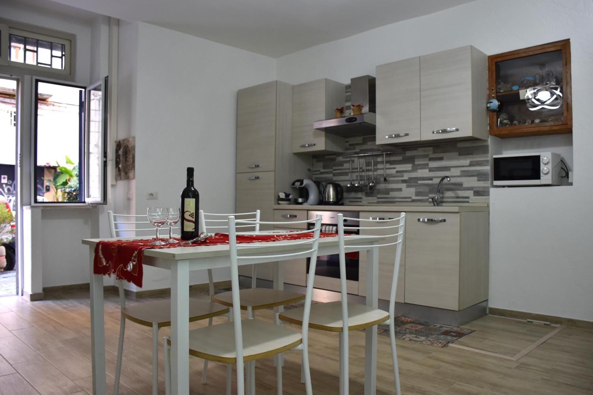 Apartamento Alessia House Nápoles Exterior foto
